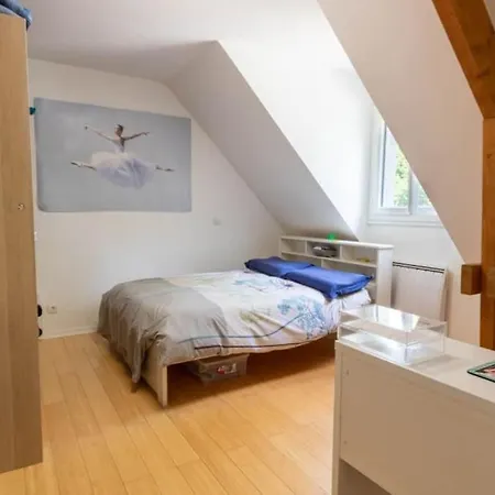 230m2 Sur 3800m2 - Jacuzzi 6 Places - 10 A 16pers Villa *