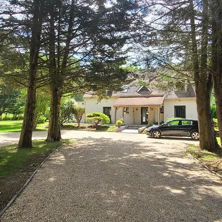 230m2 Sur 3800m2 - Jacuzzi 6 Places - 10 A 16pers Villa